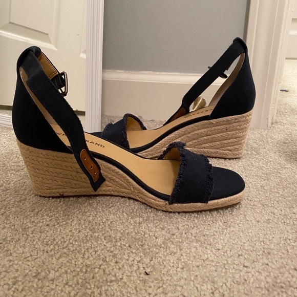 LUCKY Brand Navy Wedges - Picture 7 of 11